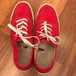 Red pro-keds